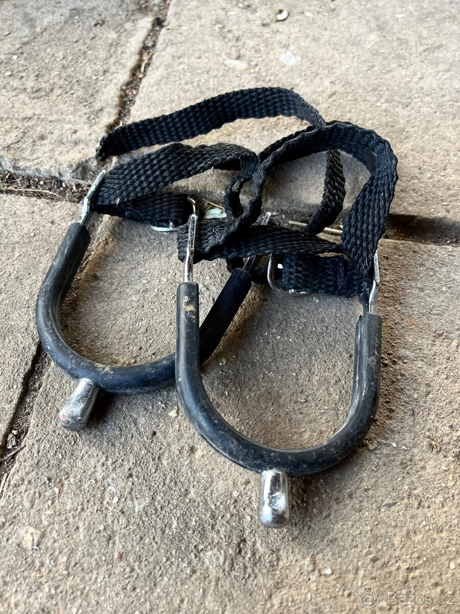 Ostruhy / šporny - 2