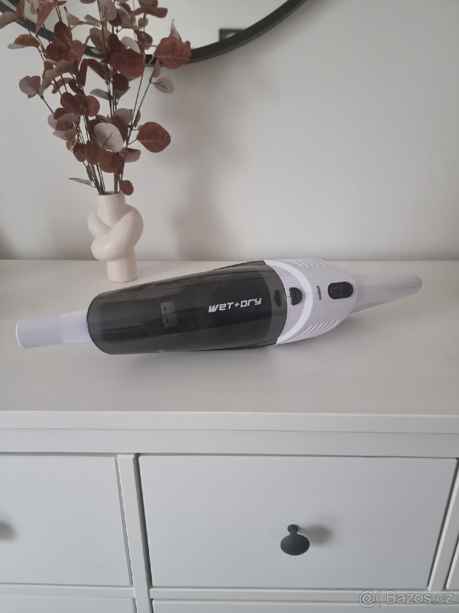 Ruční vysavač Silvercrest pro mokré a suché vysávání - 2