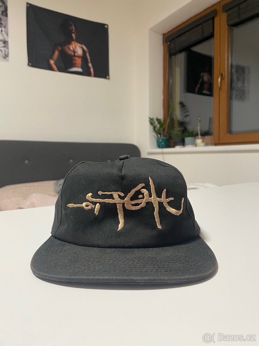 Utopia Hat - Topia Box A4 - 2