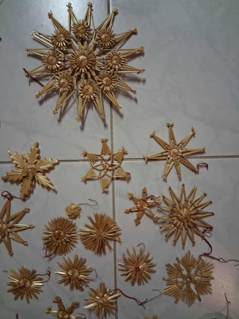 Slaměné vánoční ozdoby - cca 50 ks - 2