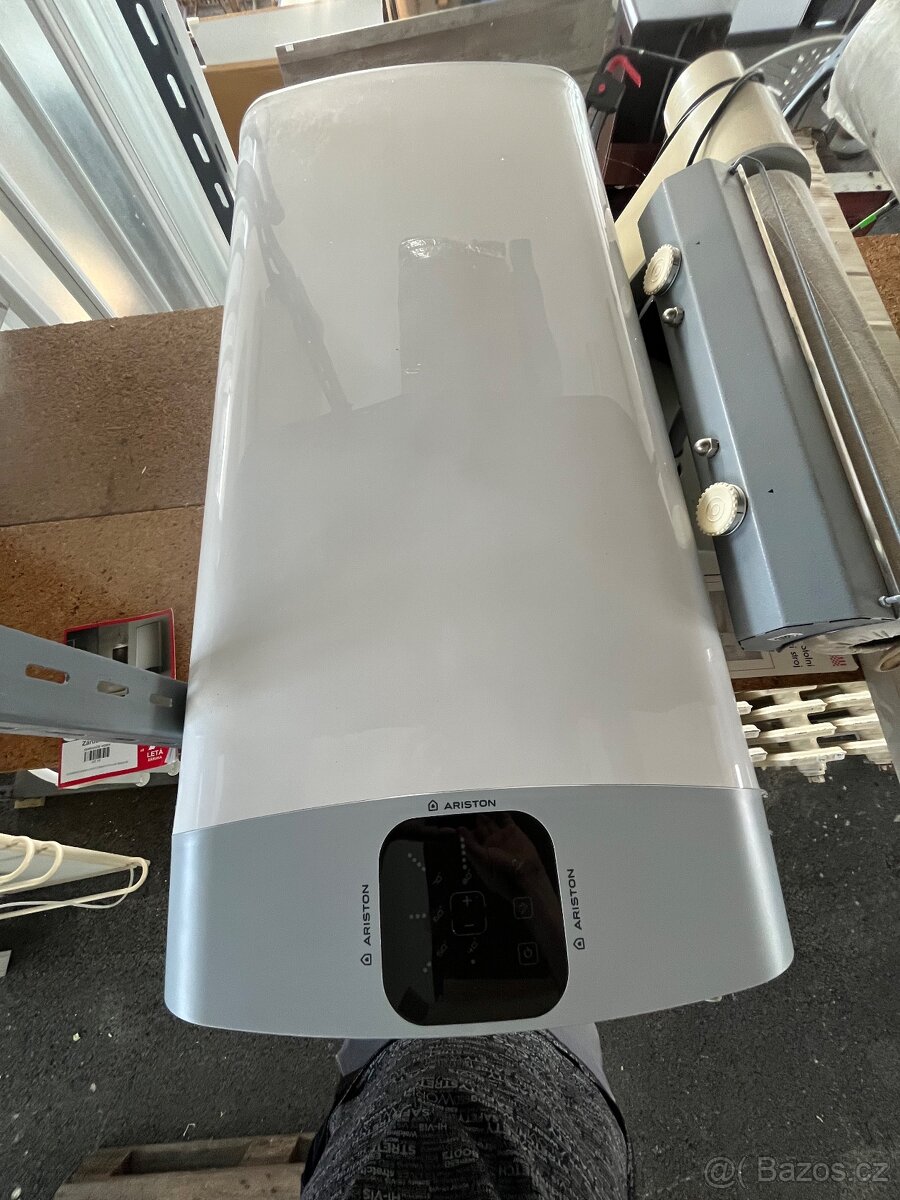 BOJLER ARISTON 65litrů - 2