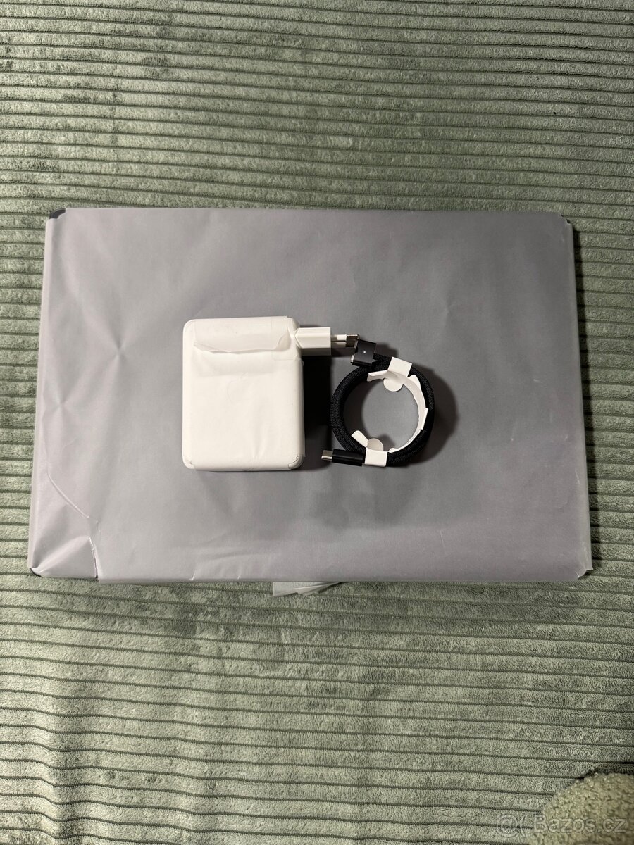 Prodám MacBook Pro M4 Max 48GB 1TB 16” + applecare - 2