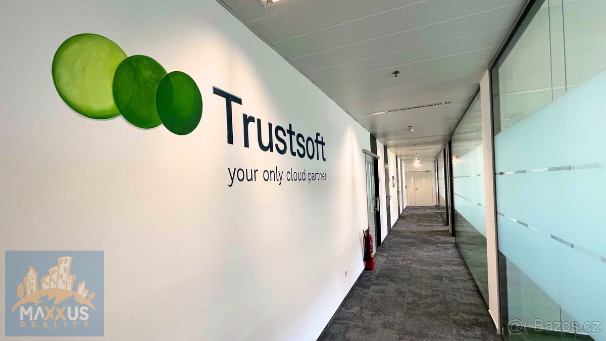 Pronájem kanceláře (315 m2), ul. Karolinská, Praha 8 - Karlí - 2