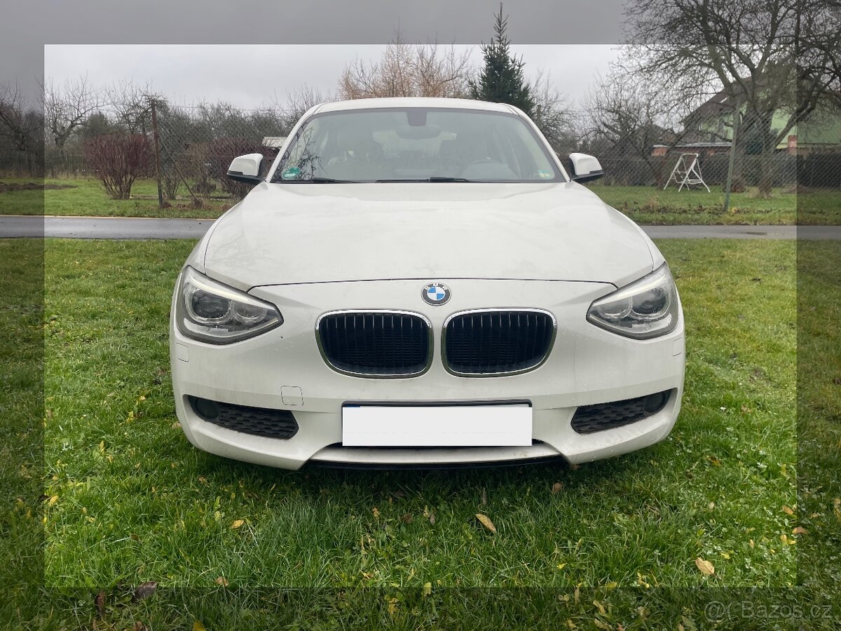 BMW 116i 100kw 2013 bílá + světlý interiér - 2
