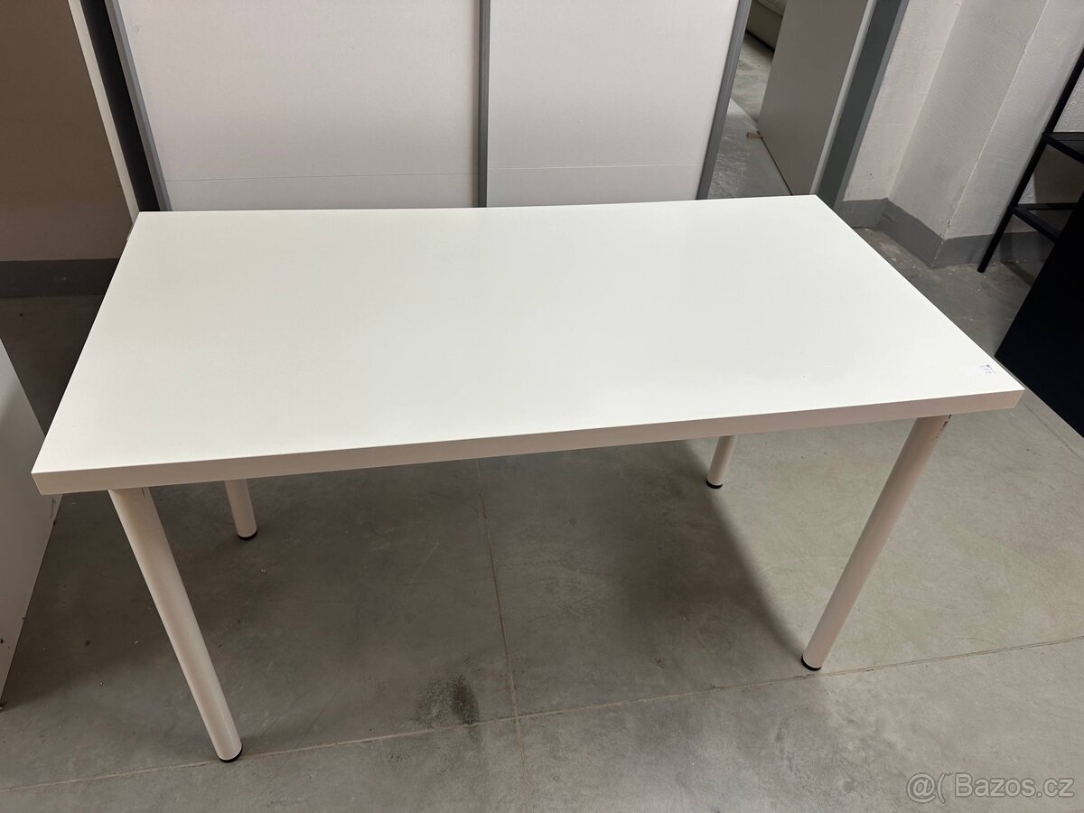 Bílý stůl 120×60 cm – stabilní, moderní - 2