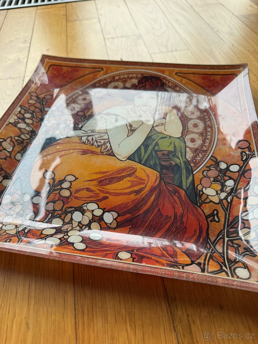 Mucha talíř jako nový - 2