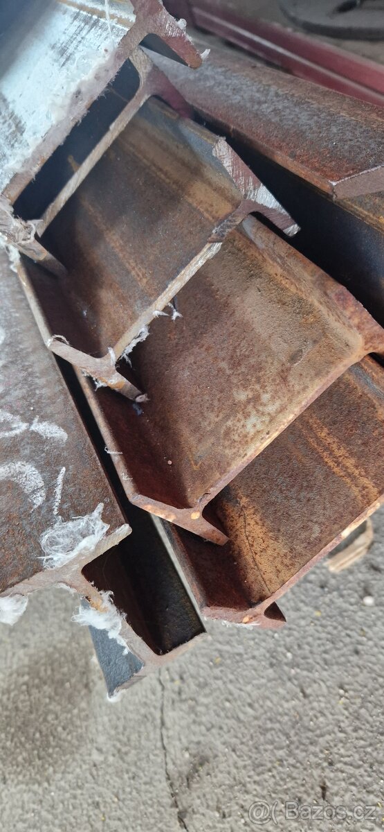 Ocelový profil I 100 - 2