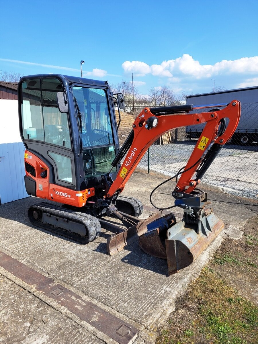 minibagr Kubota KX 016-4 - 2