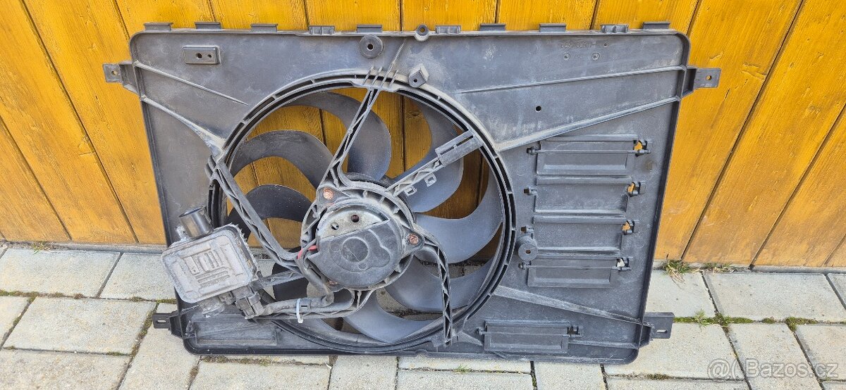 Ventilátor pro Volvo XC70 P3 - 2