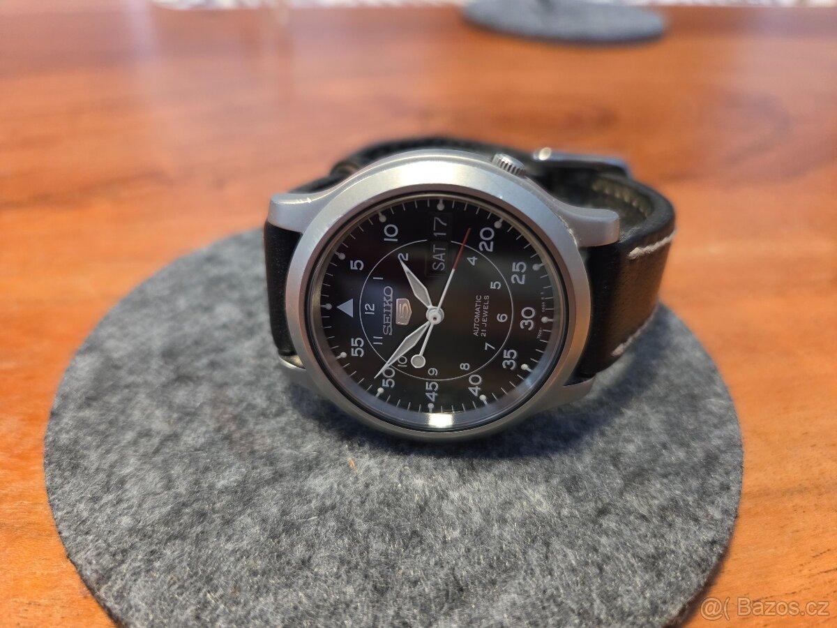 SEIKO 5 Automatické - 2