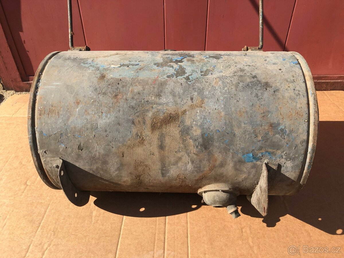 Tatra 57 nádrž - 2