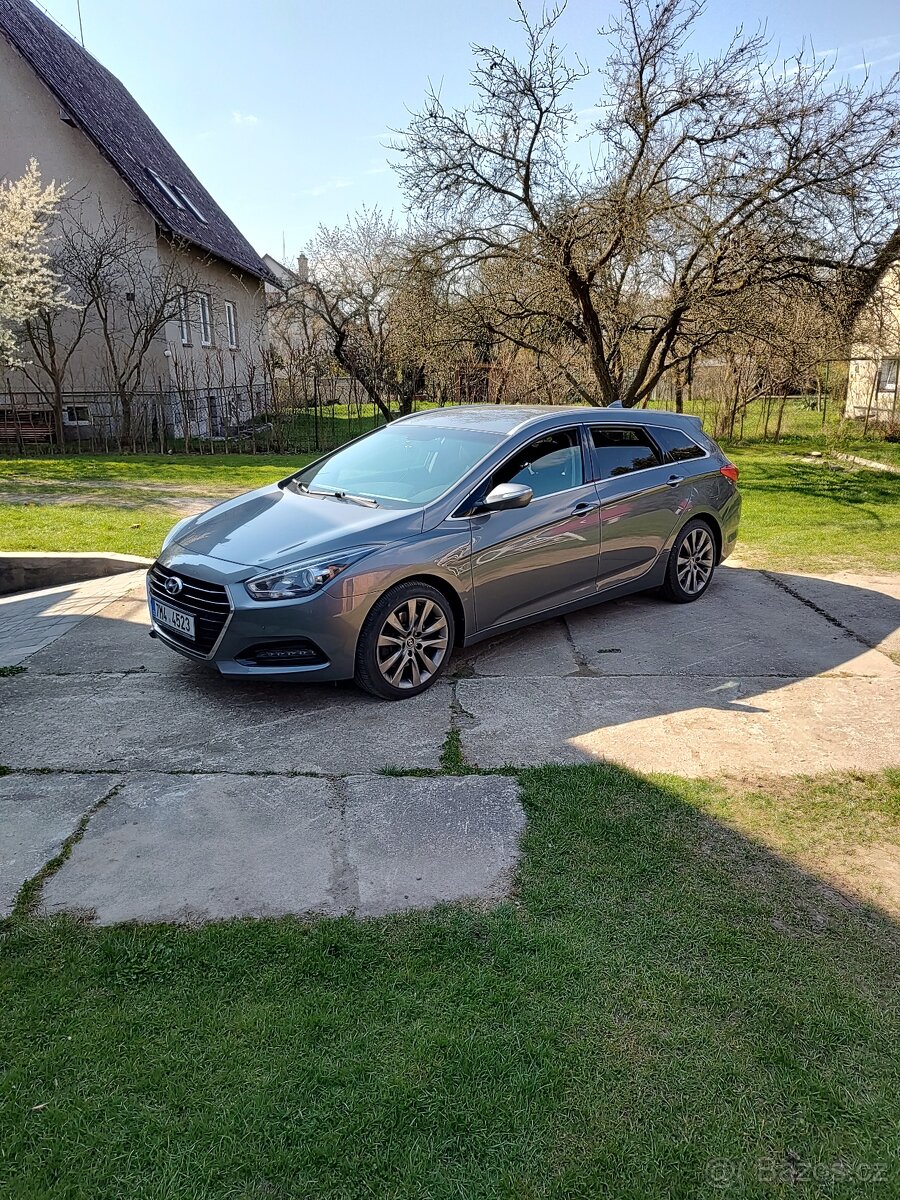 Prodám Hyundai i40 - 2