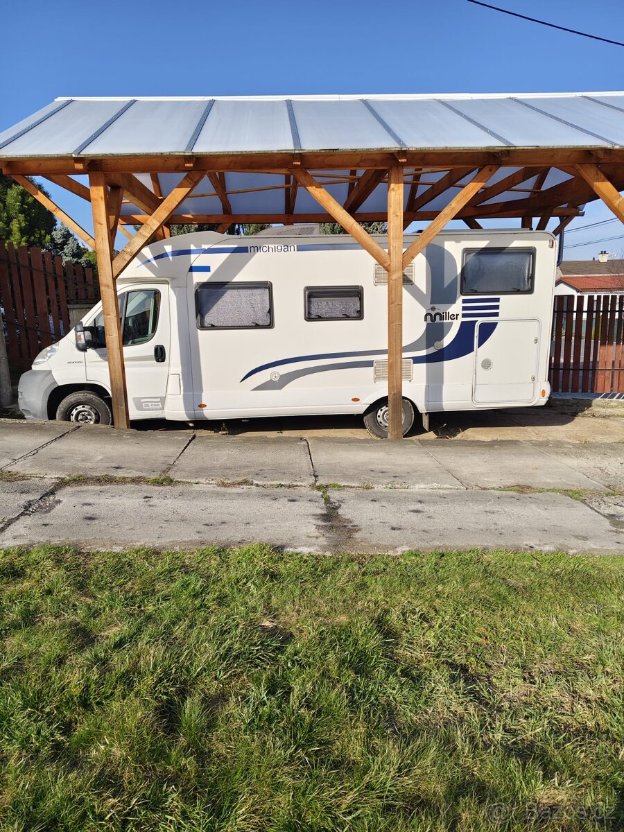 Karavan MOBILVETTA - 2