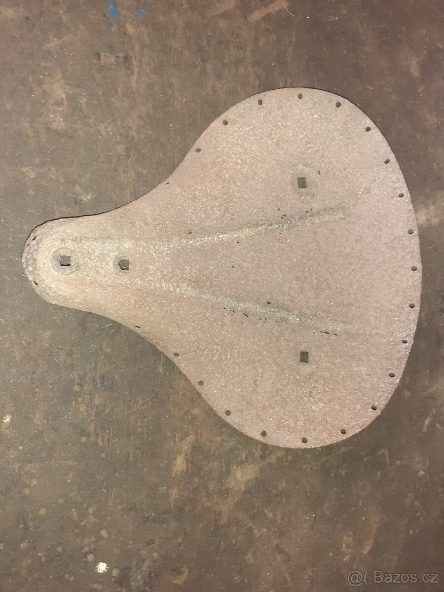 Plech sedla - 2