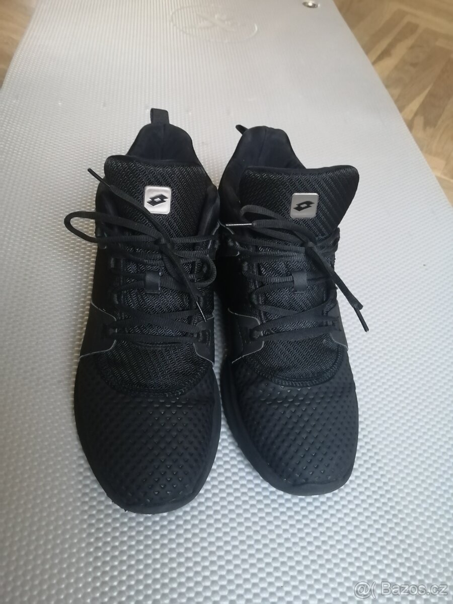 Obuv Lotto kotníková vel.44 - 2