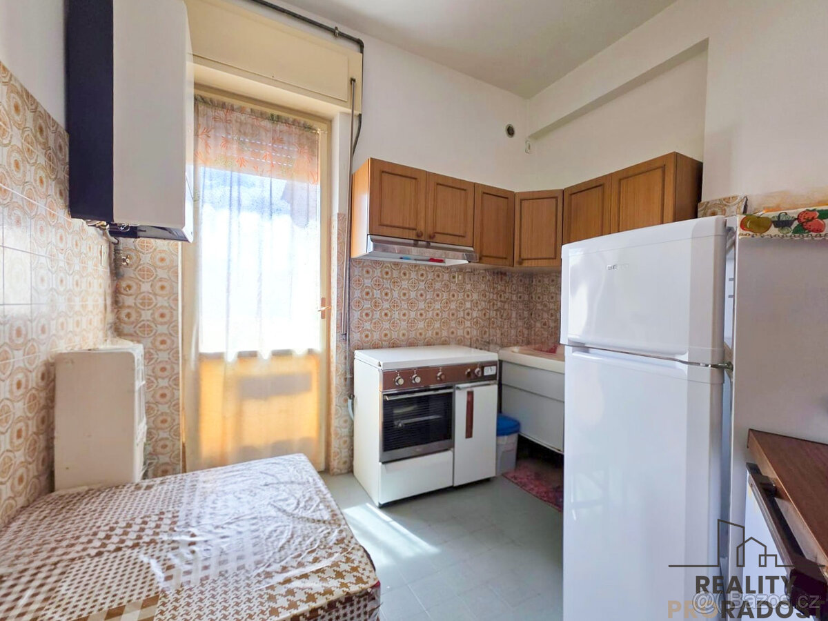 Prodej bytu 3+1,135 m², via Benedetto Croce, Silvi, Itálie - 2