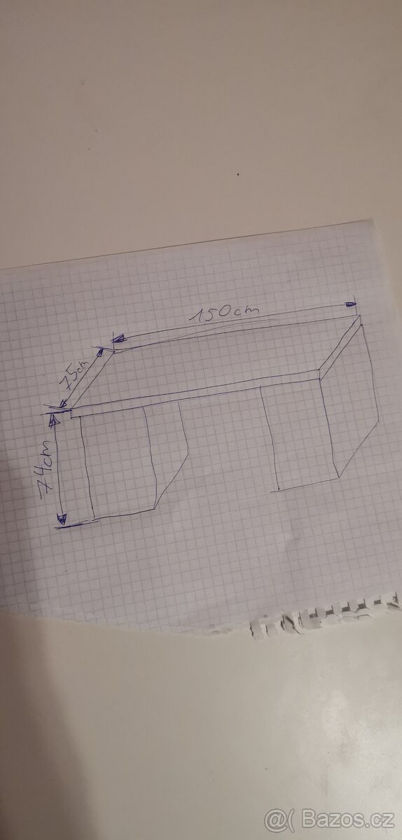 Moderní bílý kancelářský stůl – téměř jako nový - 2