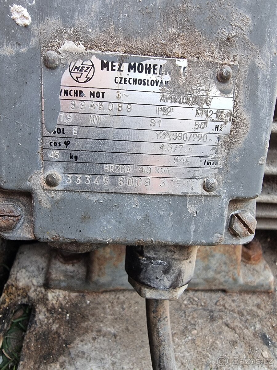 Elektromotor s převodovkou - 2