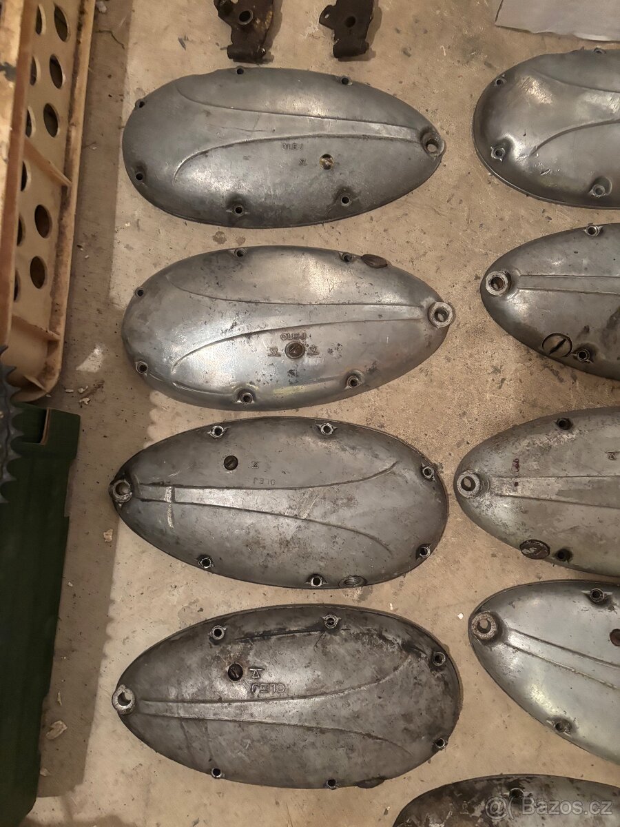 Víko spojky Jawa 555, 05, 20, 21 - 2