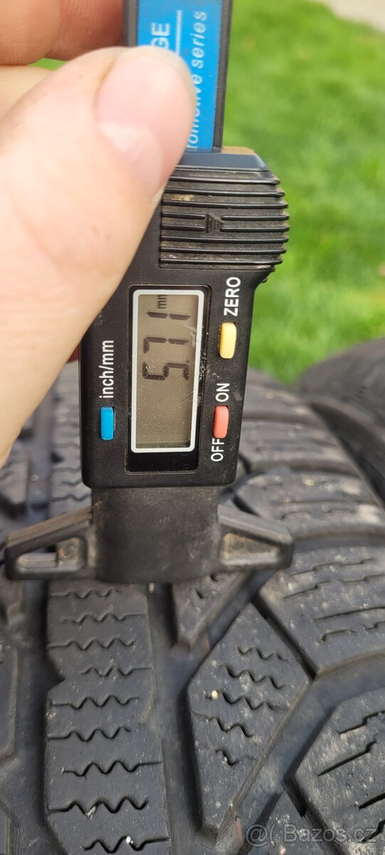 Zimní pneu 185/65/15 Semperit - 2