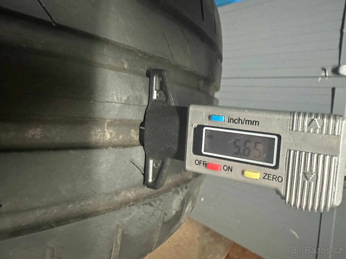 Prodám letní pneu NEXEN 215/45 R16 - 2