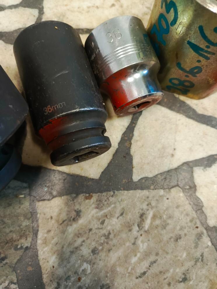 Ořech 85mm,36 mm,103 mm nástrčná hlavice - 2