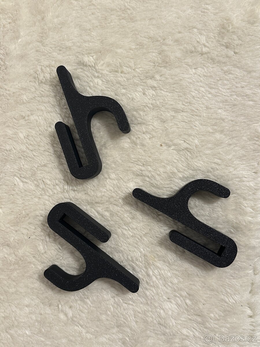 Držáky na ručníky - 2