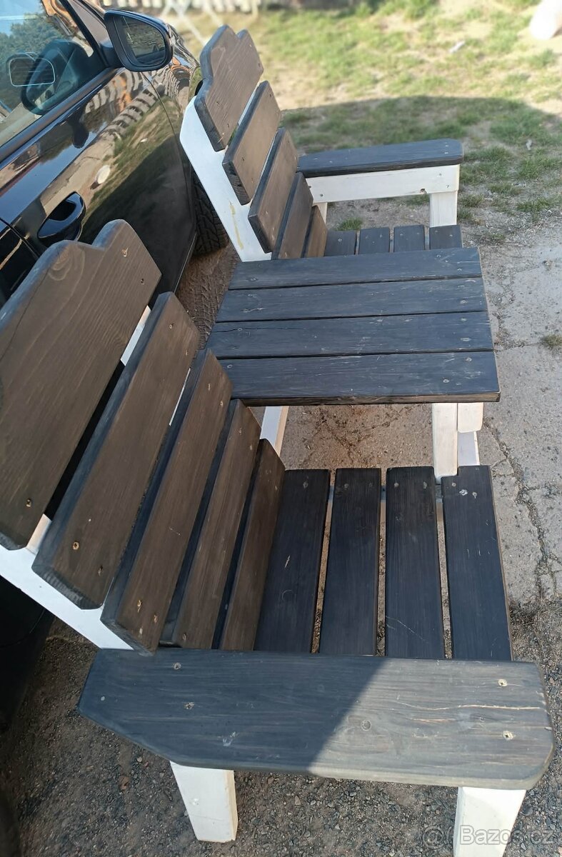 Zahradní lavička - 2