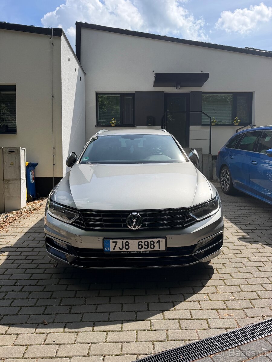 Volkswagen Passat R-line - 2