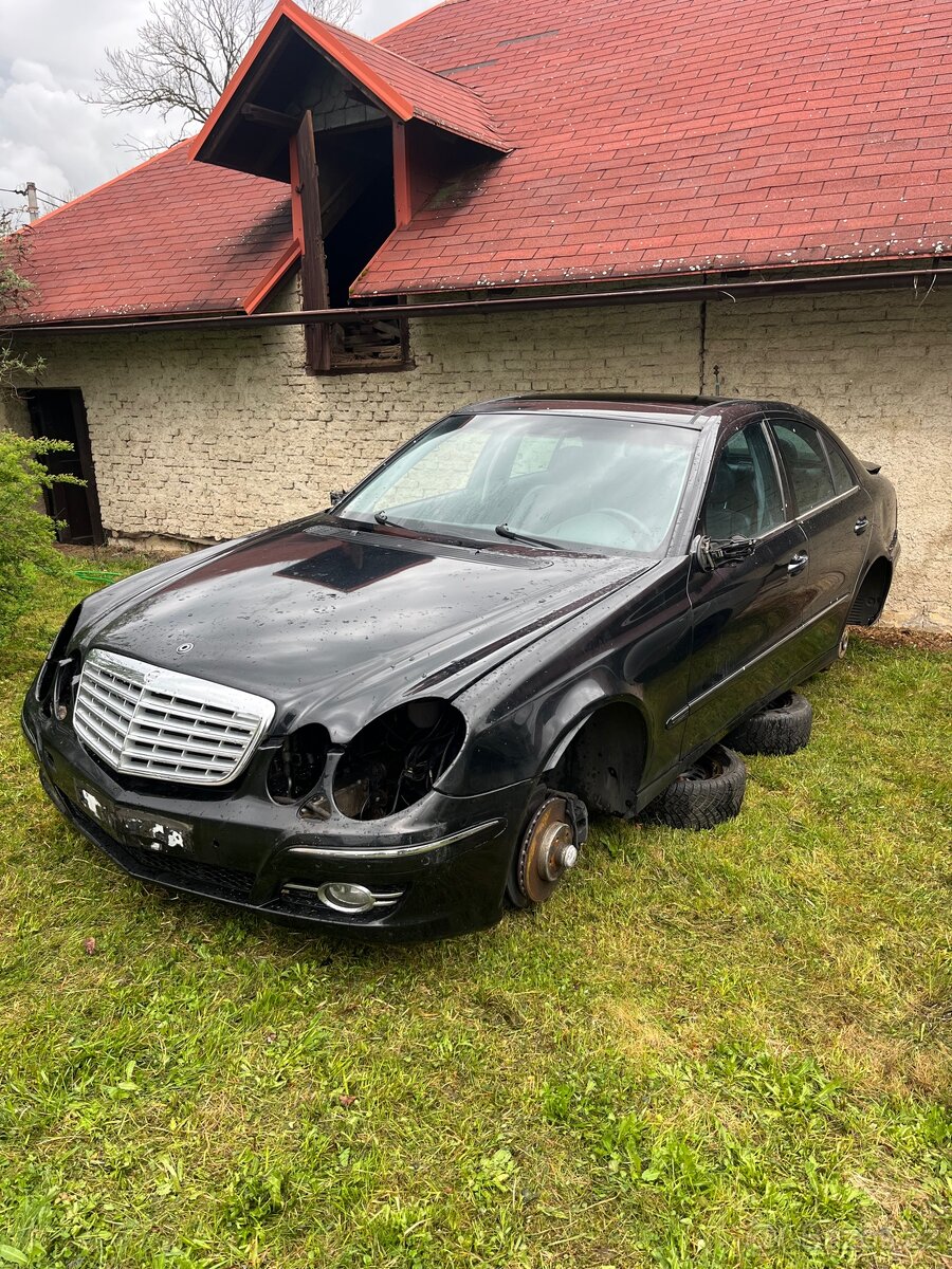 Mercedes E220 cdi, w211 sedan, 110kw, 2005 rok, DÍLY - 2