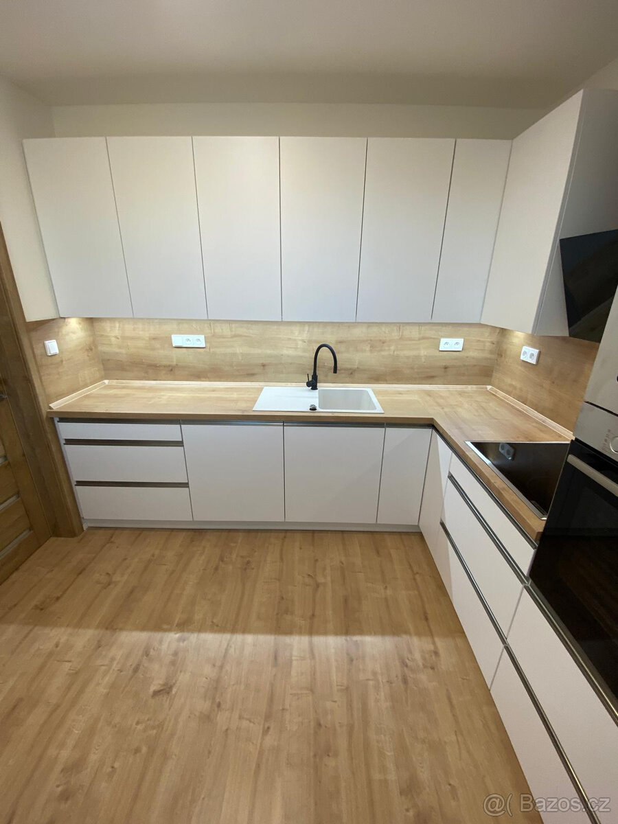 PRODEJ BYTU 4+1, ULICE OKRUŽNÍ, ZLÍN - 2