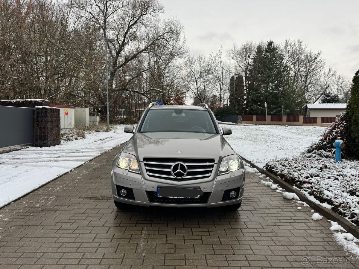 Mercedes-Benz GLK 320CDi 165KW 4Matic Rok 2009 - 2