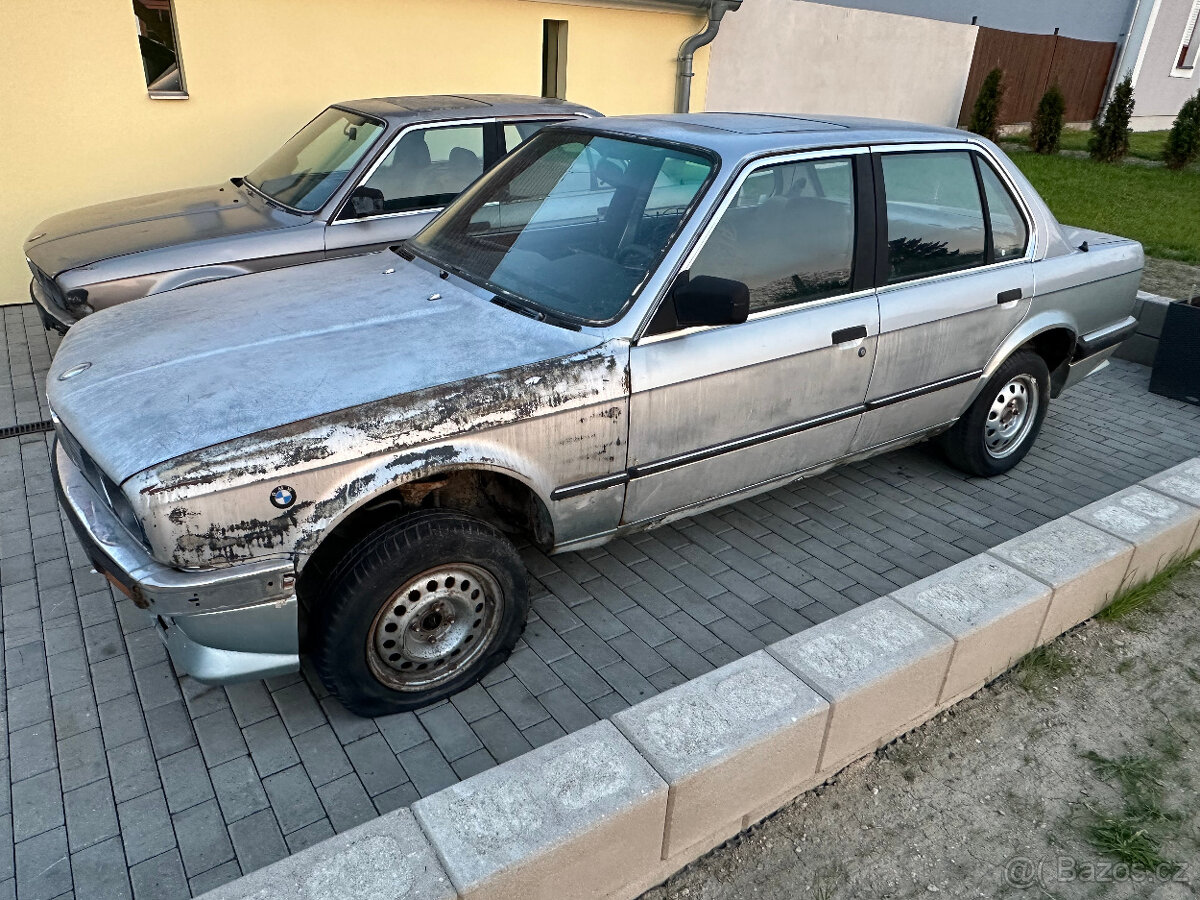 BMW 325E E30 sedan nahradni dily s celeho vozu - 2