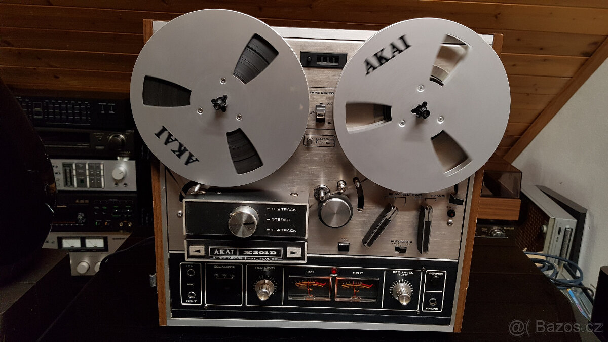 AKAI X201D Kotoučový magnetofon. - 2