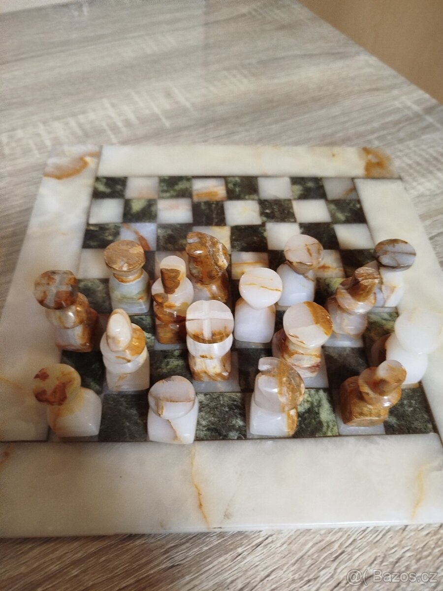 Šachy mramorové - 2