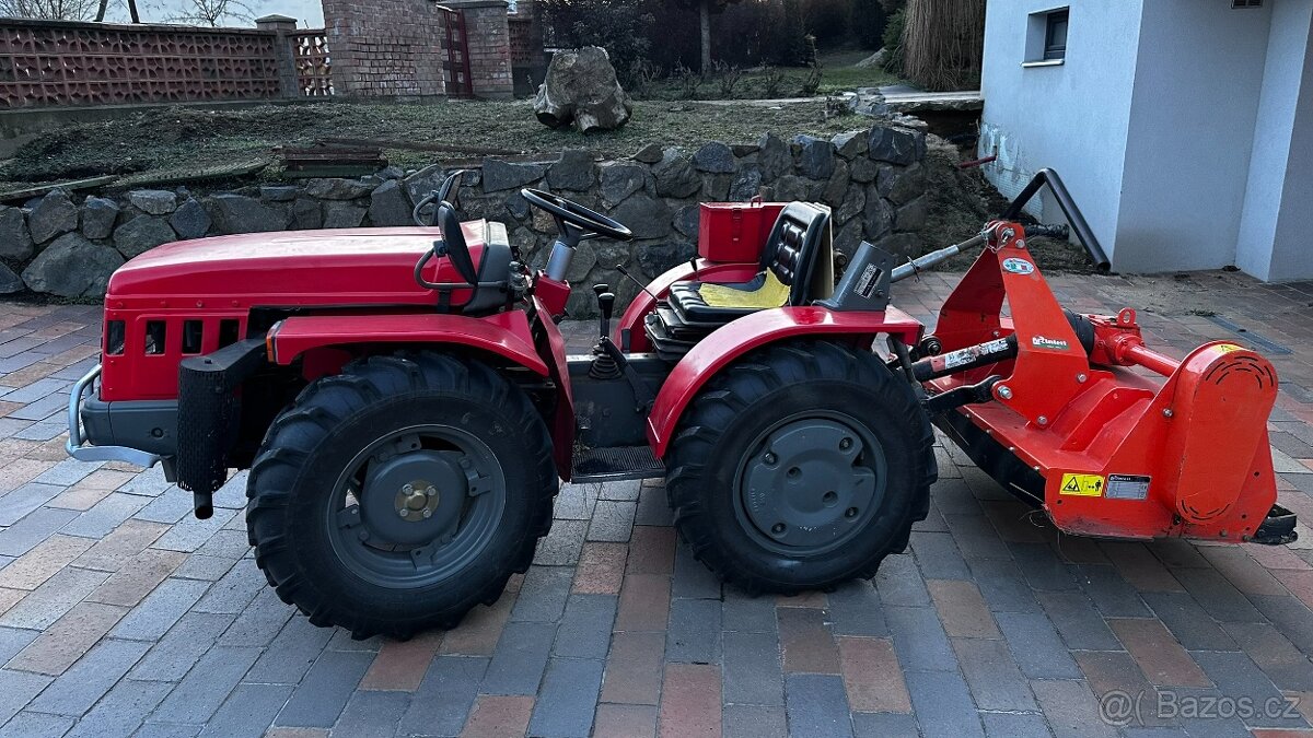 Traktor Antonio Carraro TIGRE 3100, r.v. 2002 - 2