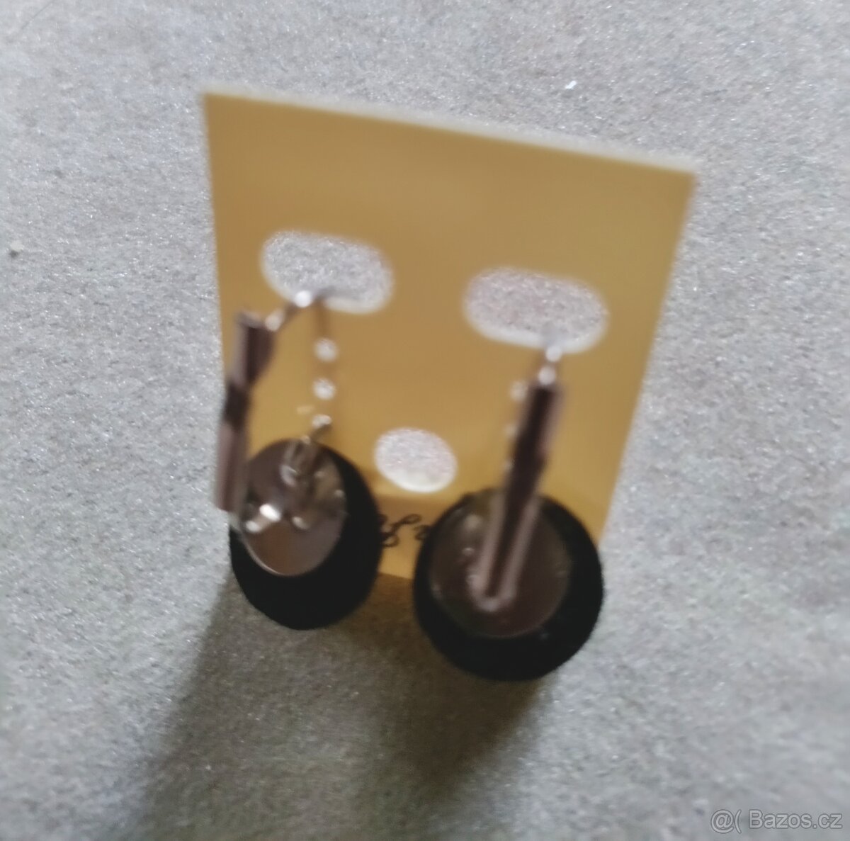 Černé náušnice pecicky - 2