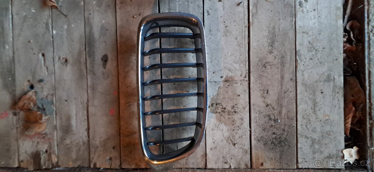 BMW mřížky F30/F31 - 2