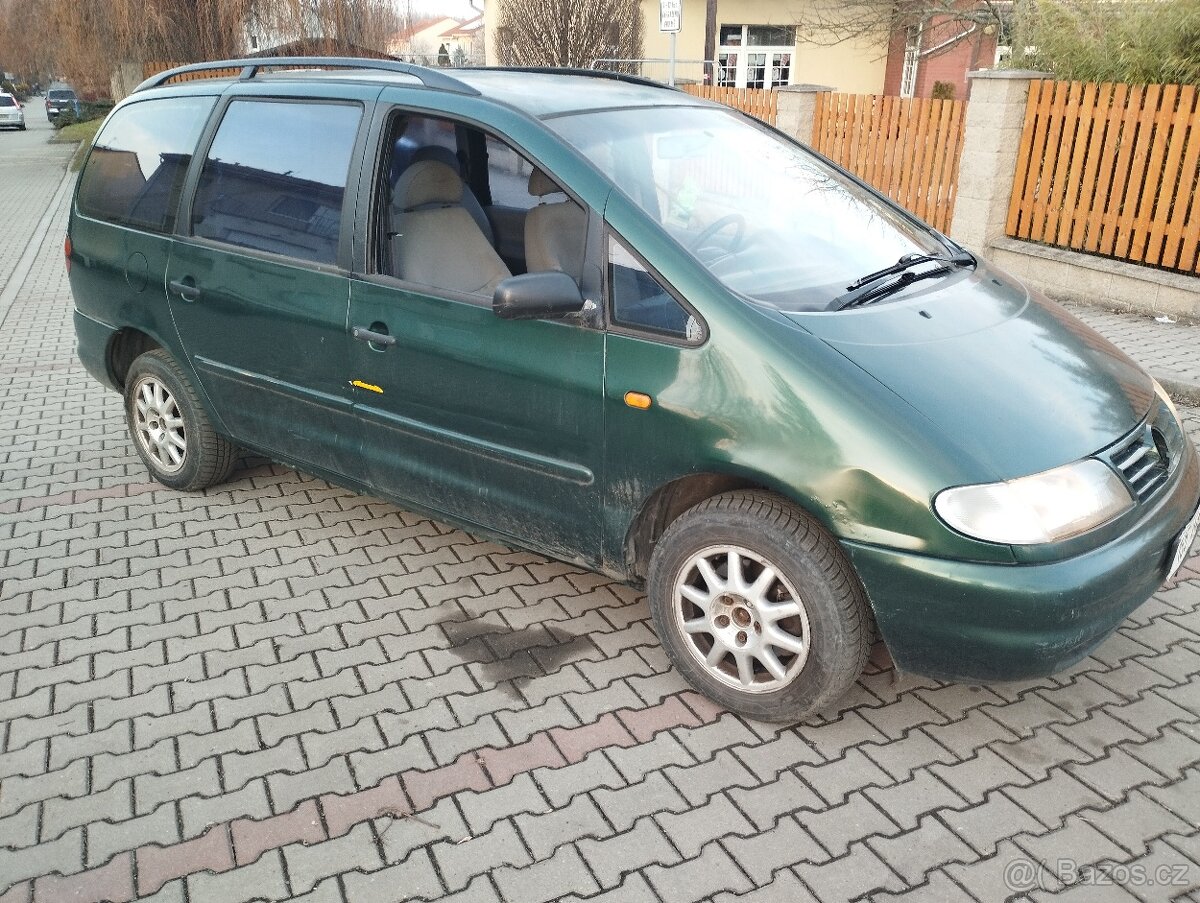VW Sharan 1,9 TDI - 2
