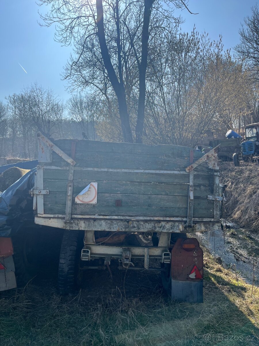 Vlečka 5t s SPZ - 2