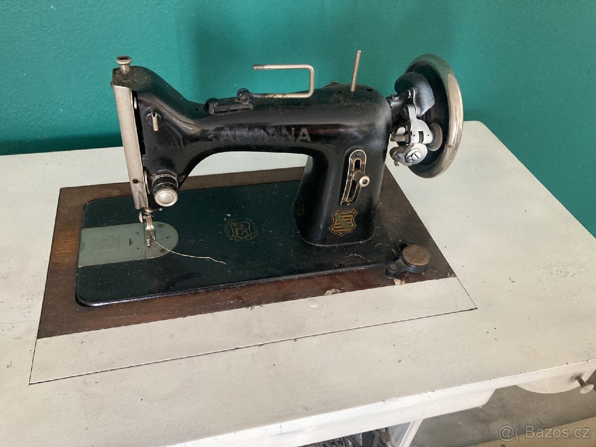 šlapací šicí stroj Bobbin - 2