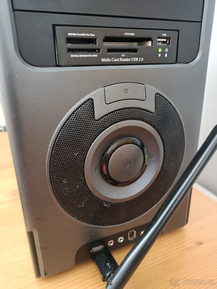 Stolní počítač vč.originál Windows, Office a WIFI antény - 2