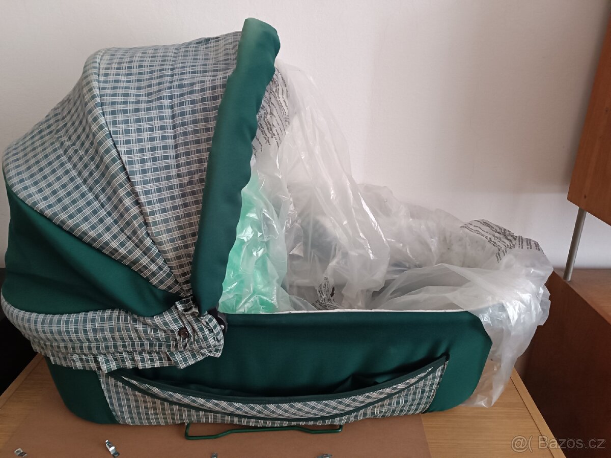 Kočárek Dorjan hluboký - 2