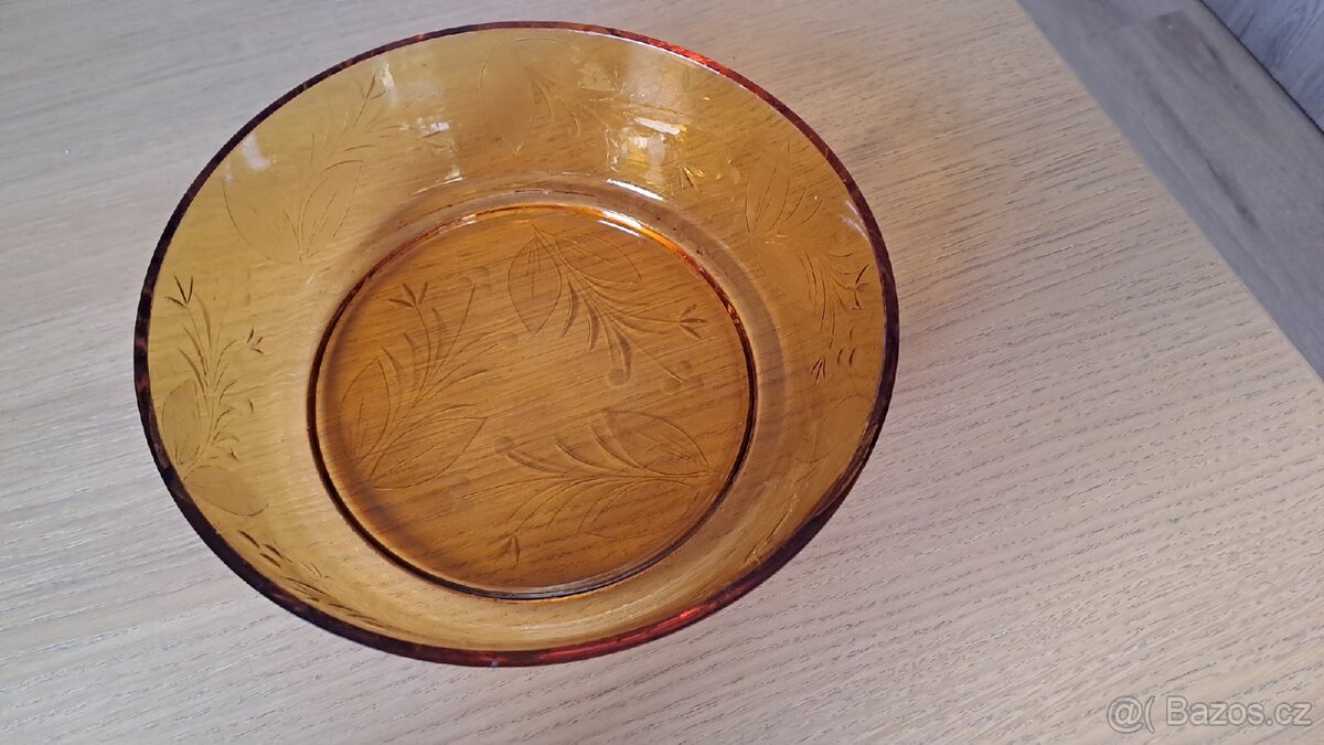 Broušená misa - 2