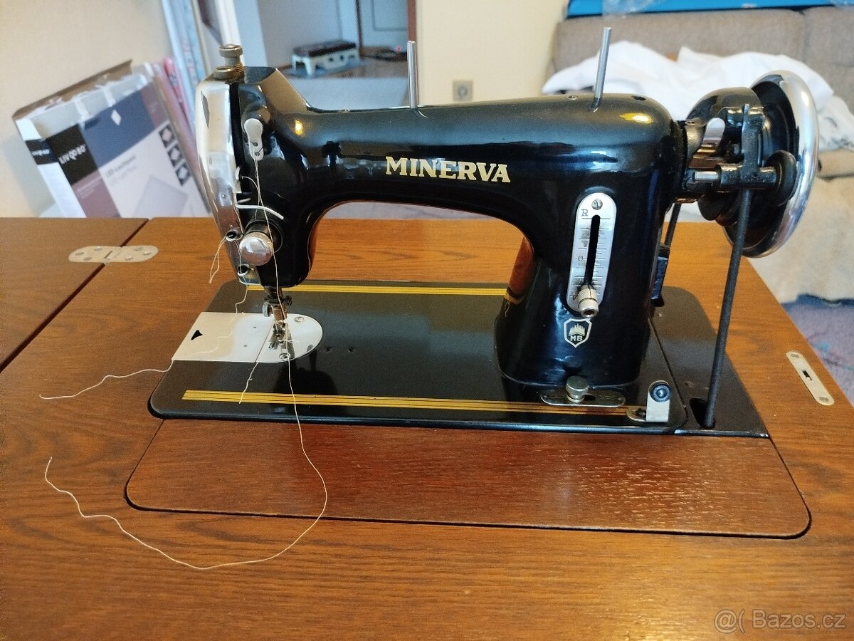 Šicí stroj Minerva 122 - 2