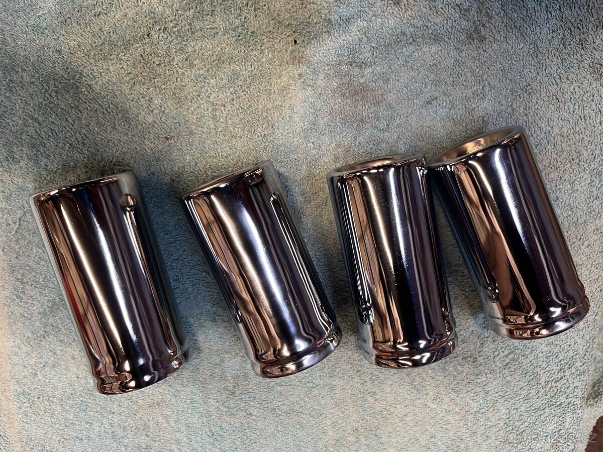 Kryty zadních tlumičů Jawa - 2