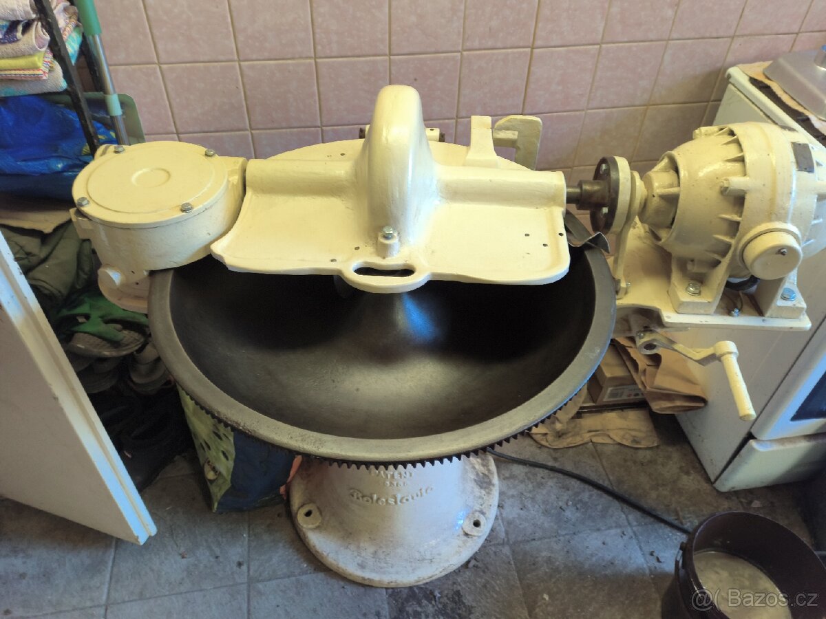 Kutr - 2
