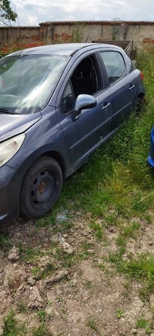 Peugeot 207 - 2