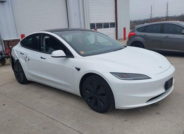 2024 Tesla Model 3 Long Range - 2