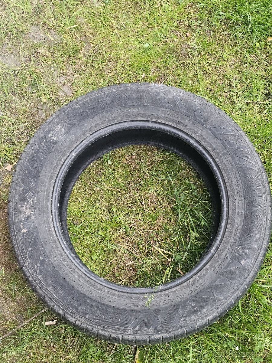 Pneumatiky Nokian 235/65 R18 - 2